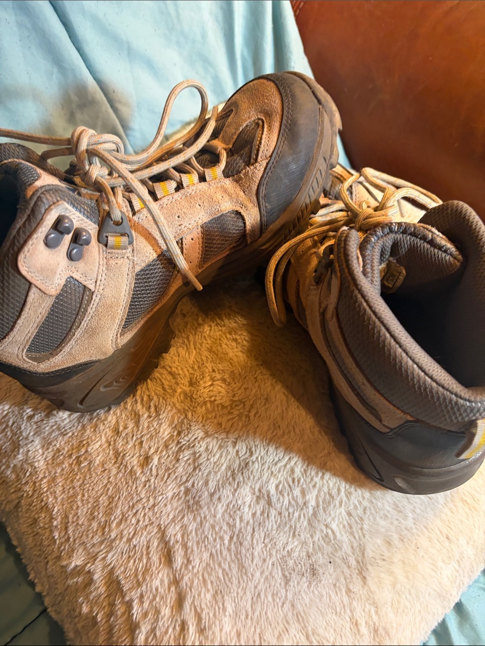 Men's Brown Suede Outdoor Hiking Boots - Durable Lace-Up Support